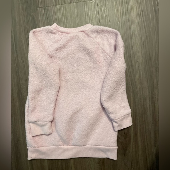 Disney Jumping Beans Baby GirlPink Minnie Mouse Fuzzy Sweatshirt size 24M - Picture 2 of 4